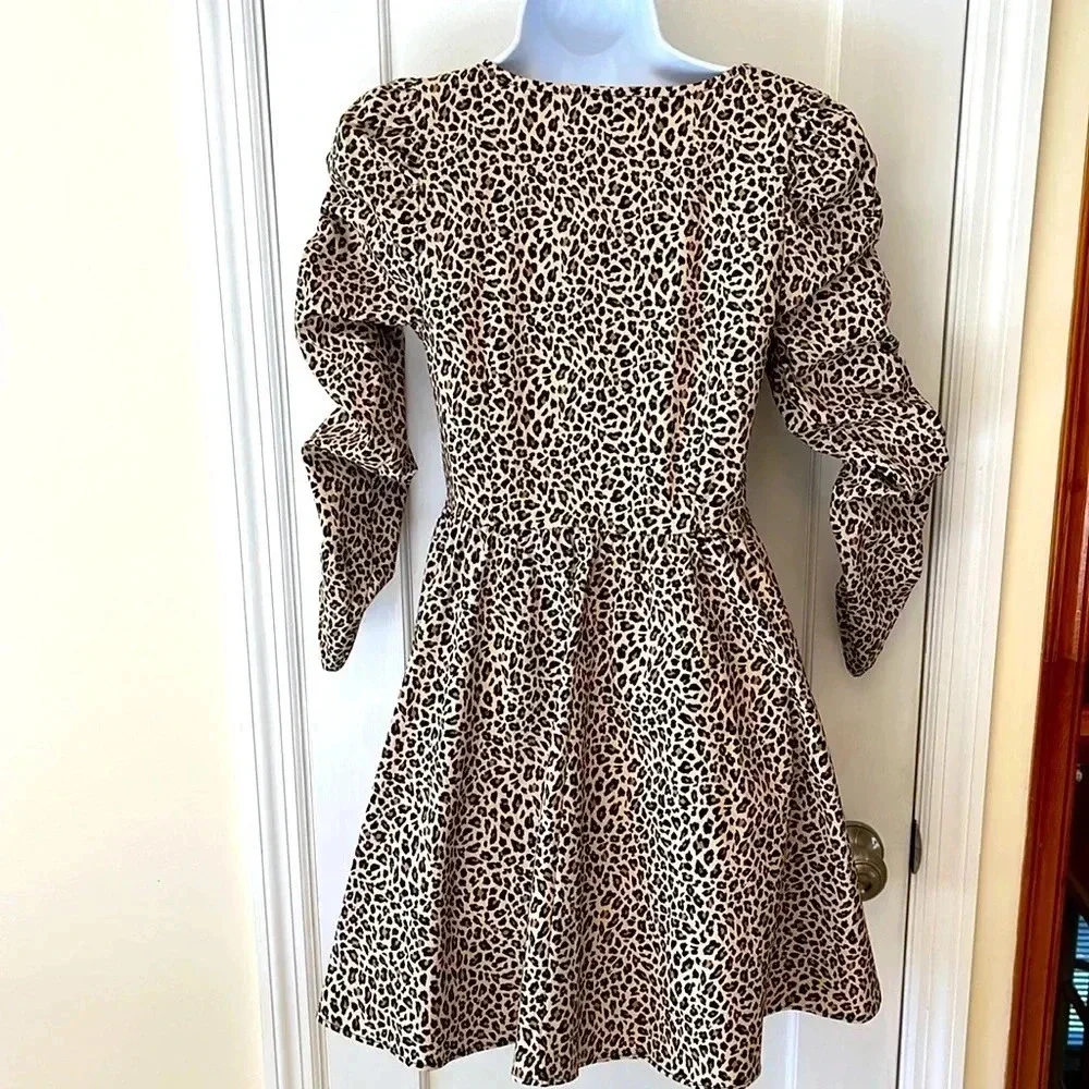 NWT Long Puff Sleeve Mini‎ Dress Women's 6 Leopard Print Swing Flirty Milkmaid
